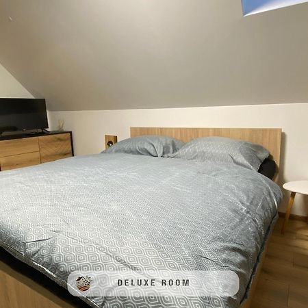 Apartmanovy Dom Visnove מראה חיצוני תמונה