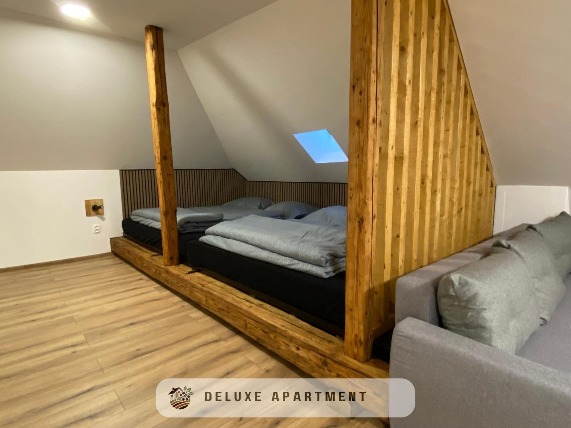 Apartmanovy Dom Visnove מראה חיצוני תמונה