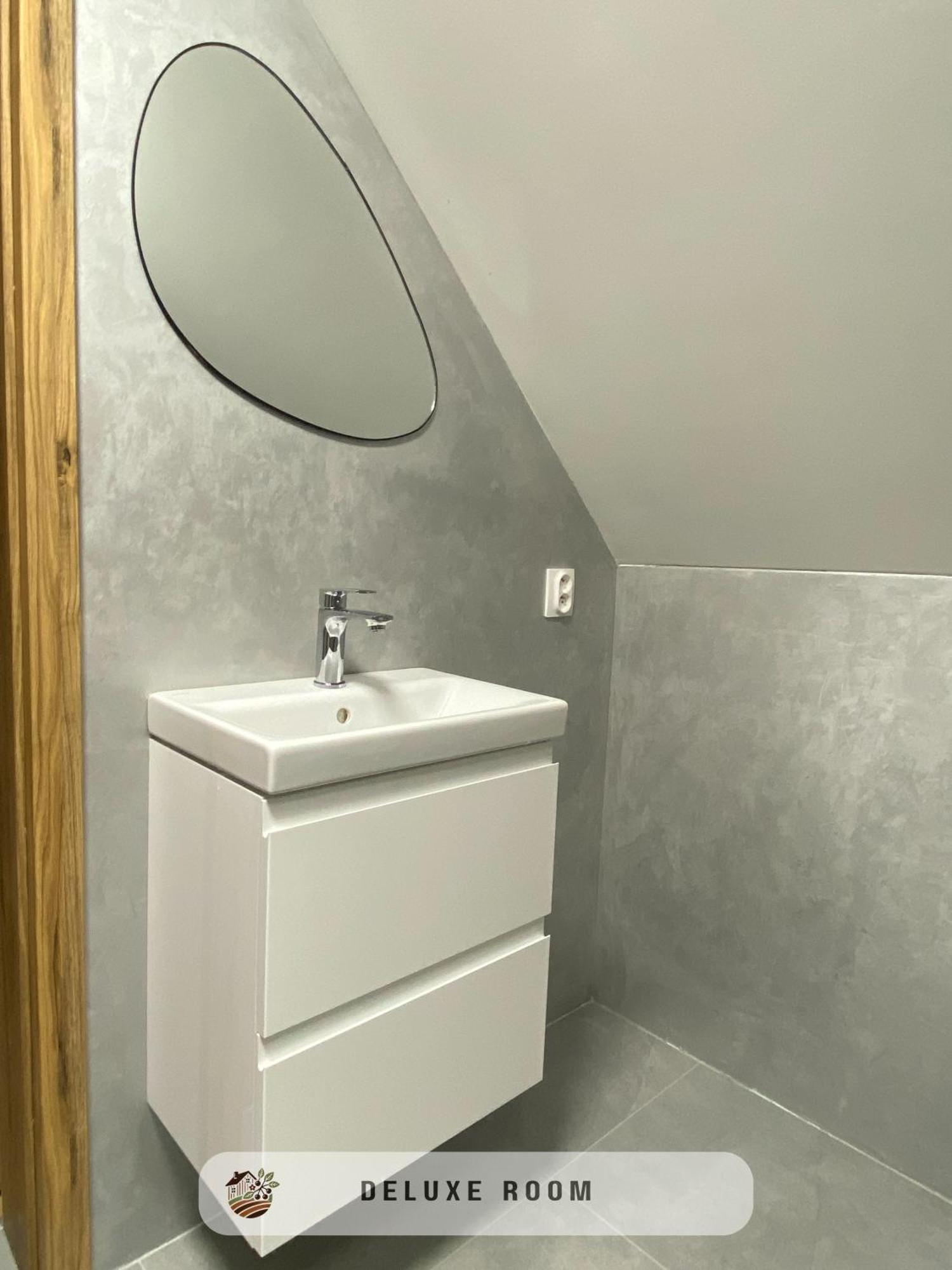 Apartmanovy Dom Visnove מראה חיצוני תמונה